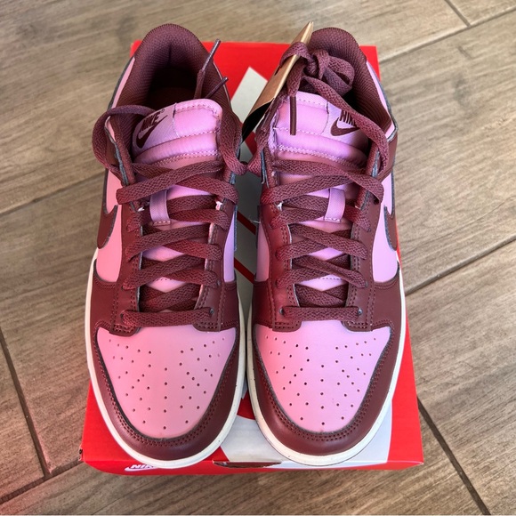 Nike Dunk Low Next Nature - Picture 6 of 9